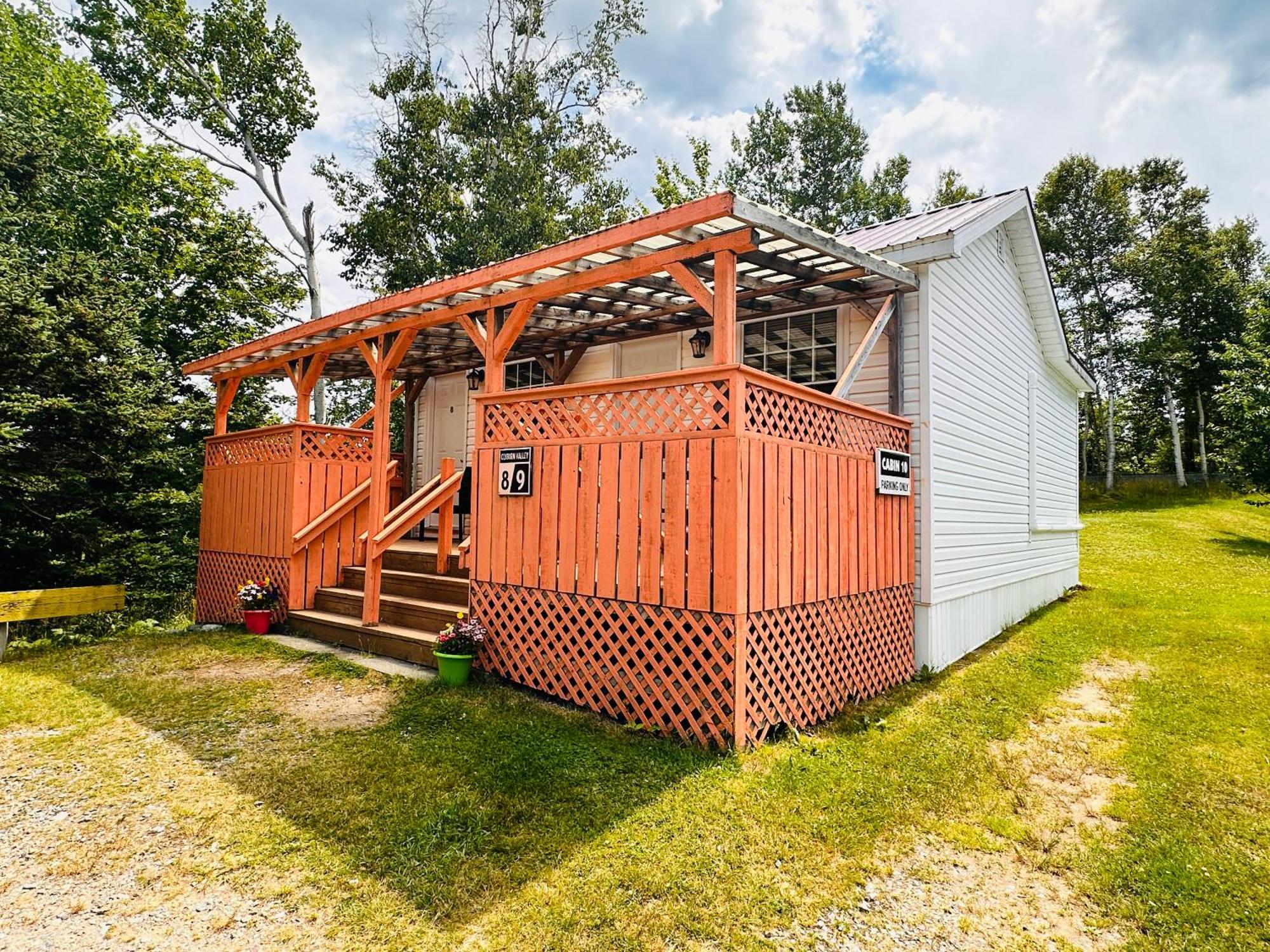 Skyline Cabins Ingonish Exterior photo